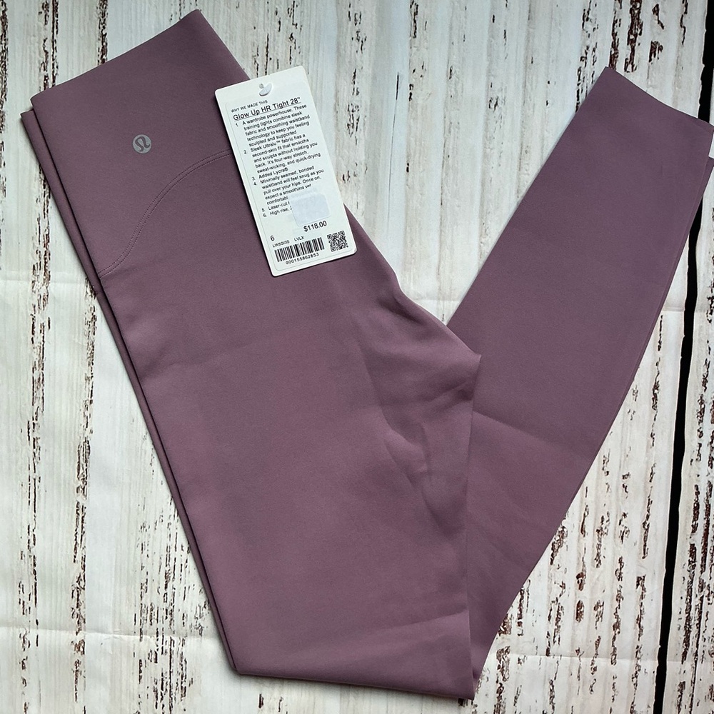 NWT Lululemon Glow Up HR 25”